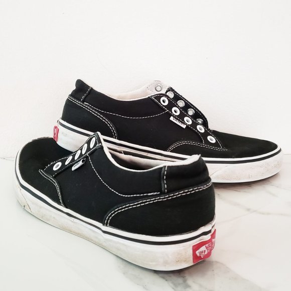 black vans with no laces